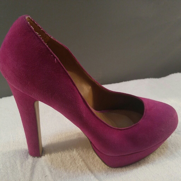 Steve Madden Shoes - Steve Madden Pumps Size 10